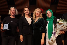 BİR ŞEHNAZ OYUN’ KADINLAR İÇİN SAHNELENDİ